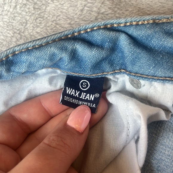 jean shorts - Picture 3 of 3